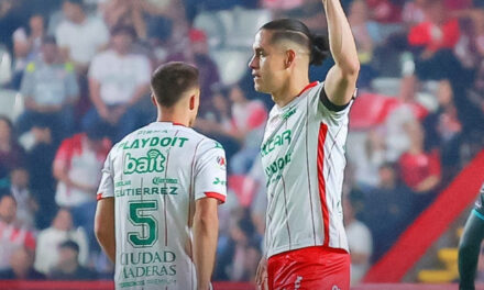 Necaxa hunde al Mazatlán 