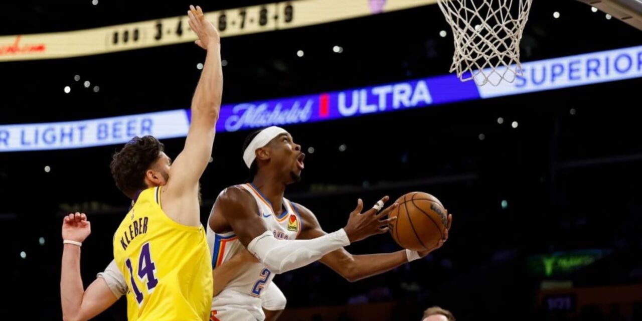 Shai Gilgeous-Alexander guía al Thunder a fácil triunfo por 123-87 ante Lakers diezmados