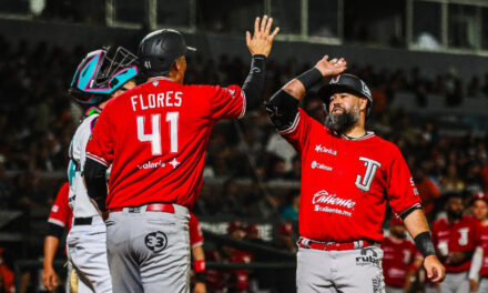 Toros inicia la temporada con triunfo sobre Saraperos