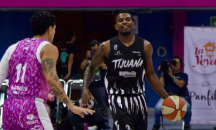 Triunfo de Ángeles ante Zonkeys en la capital