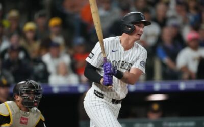 Goodman, Rumfield y Sugano guían a los Rockies a una victoria de 8-3 sobre los Padres.