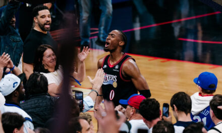 Tyrese Maxey anota 31 y 76ers vencen a Magic 109-97 en el play-in; van ante Celtics