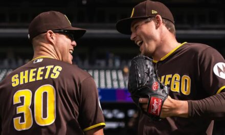 Sheets celebra cumpleaños con jonrón de 3 carreras y Padres vencen 10-8 a Rockies