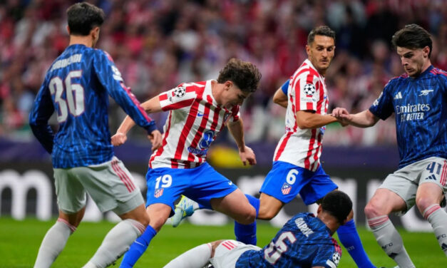 Arsenal y Atlético intercambian goles de penal en empate 1-1 en ida de semifinales de Champions