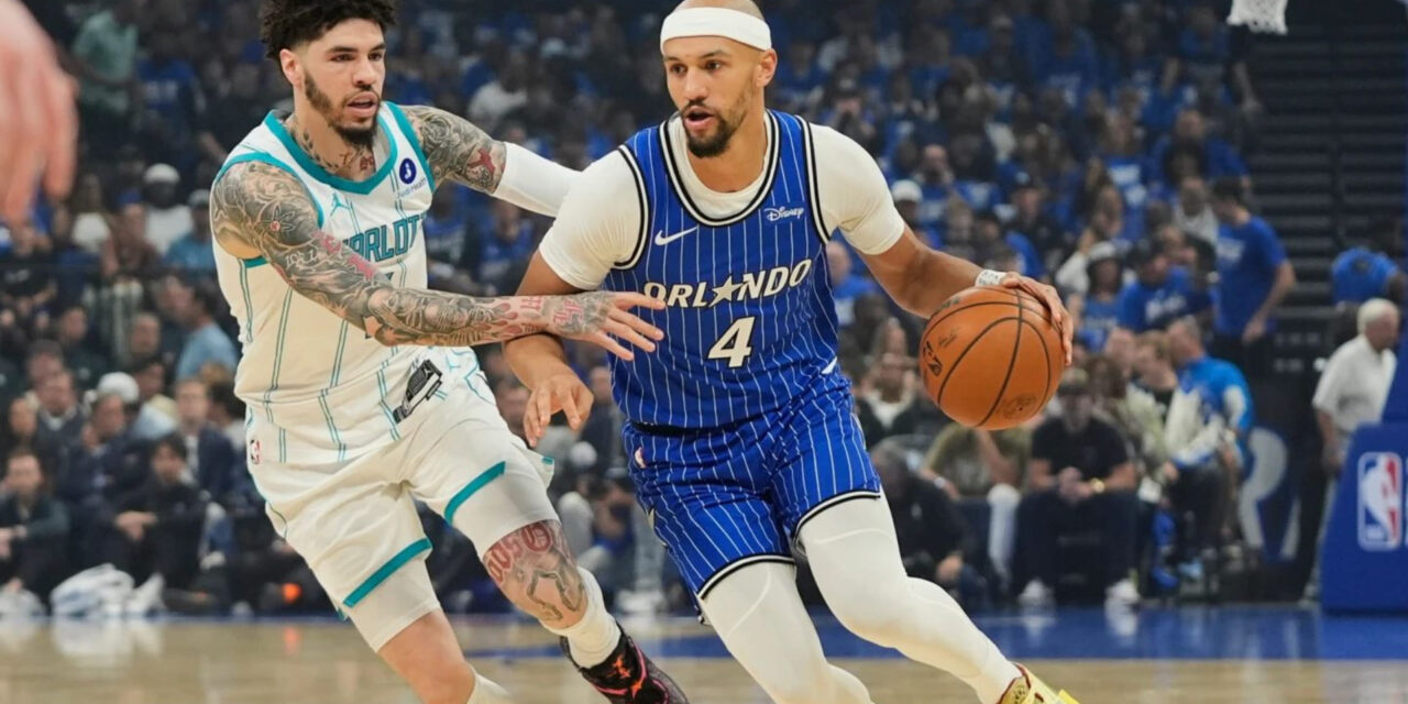Magic aplastan a Hornets 121-90 en el partido de repesca y avanzan para enfrentarse a los Pistons en la primera ronda de los playoffs.