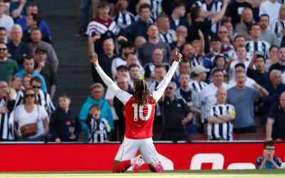El Arsenal gana su primera final ante Newcastle