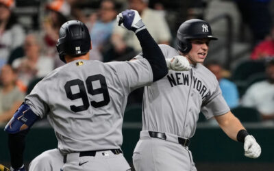 Judge y Rice conectan jonrones seguidos e igualan a Mantle y Berra; Yankees vencen 4-2 a Rangers