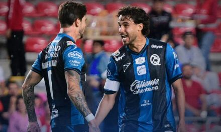 Gallos derrota al Necaxa 