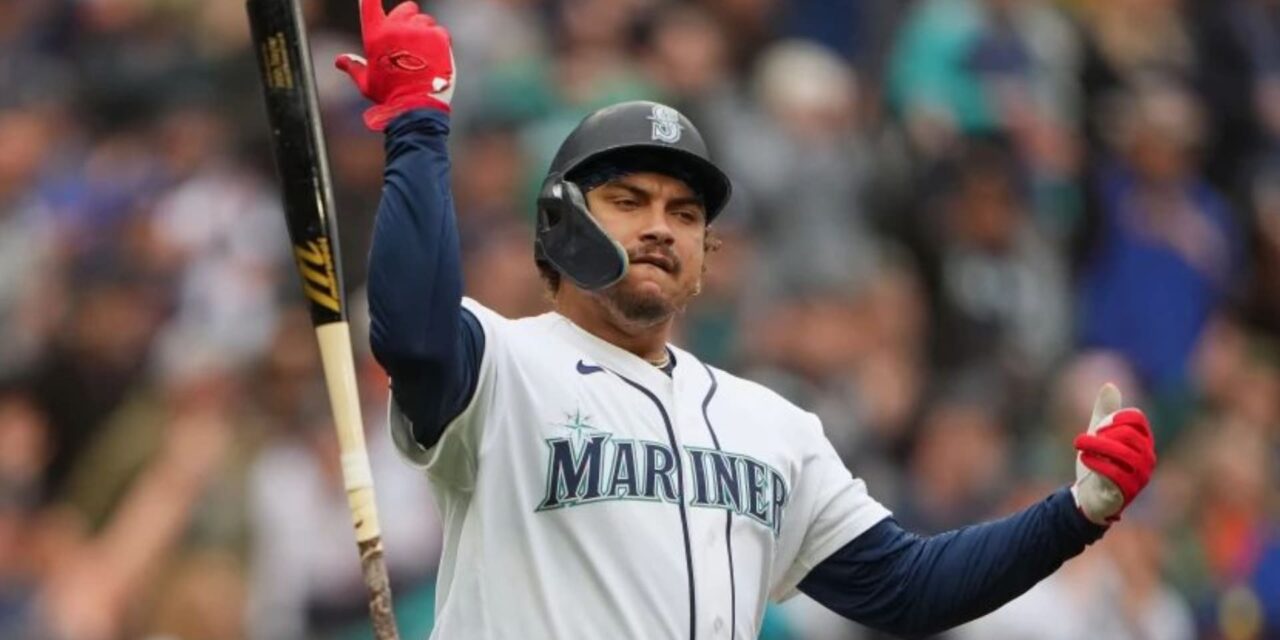Josh Naylor explota con dos jonrones y cinco impulsadas en la barrida de Marineros a Astros