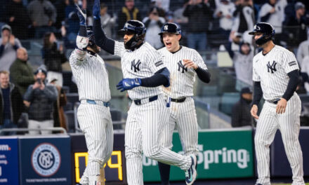 El segundo jonrón del partido de Amed Rosario, un batazo de tres carreras en la octava entrada, le da la victoria a los Yankees sobre los Athletics