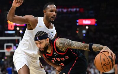 Schroder y Mobley lideran la remontada de los Cavaliers en el último cuarto para lograr una victoria por 125-120 sobre los Raptors y tomar la delantera en la serie por 3-2.
