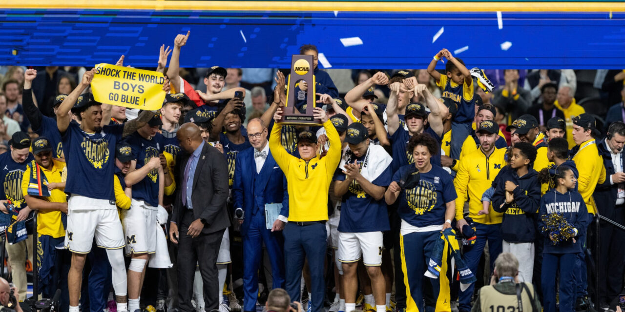 Michigan conquista su segundo título nacional al vencer 69-63 a UConn