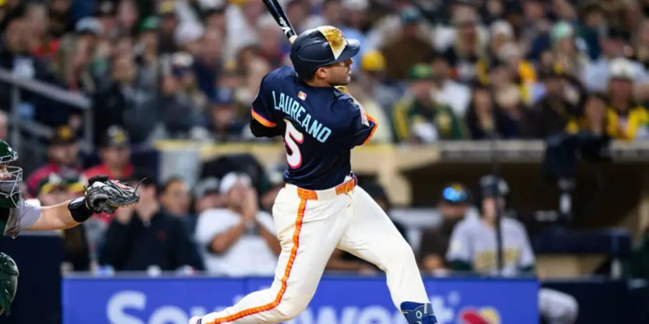 Laureano conecta el jonrón del desempate y los Padres vencen 7-3 a los Atléticos