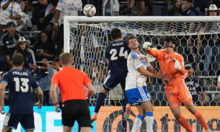 Victoria de Whitecaps sobre San Diego FC  por 4-2.
