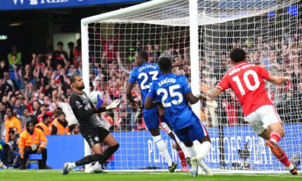 Forest vence 3-1 a Chelsea