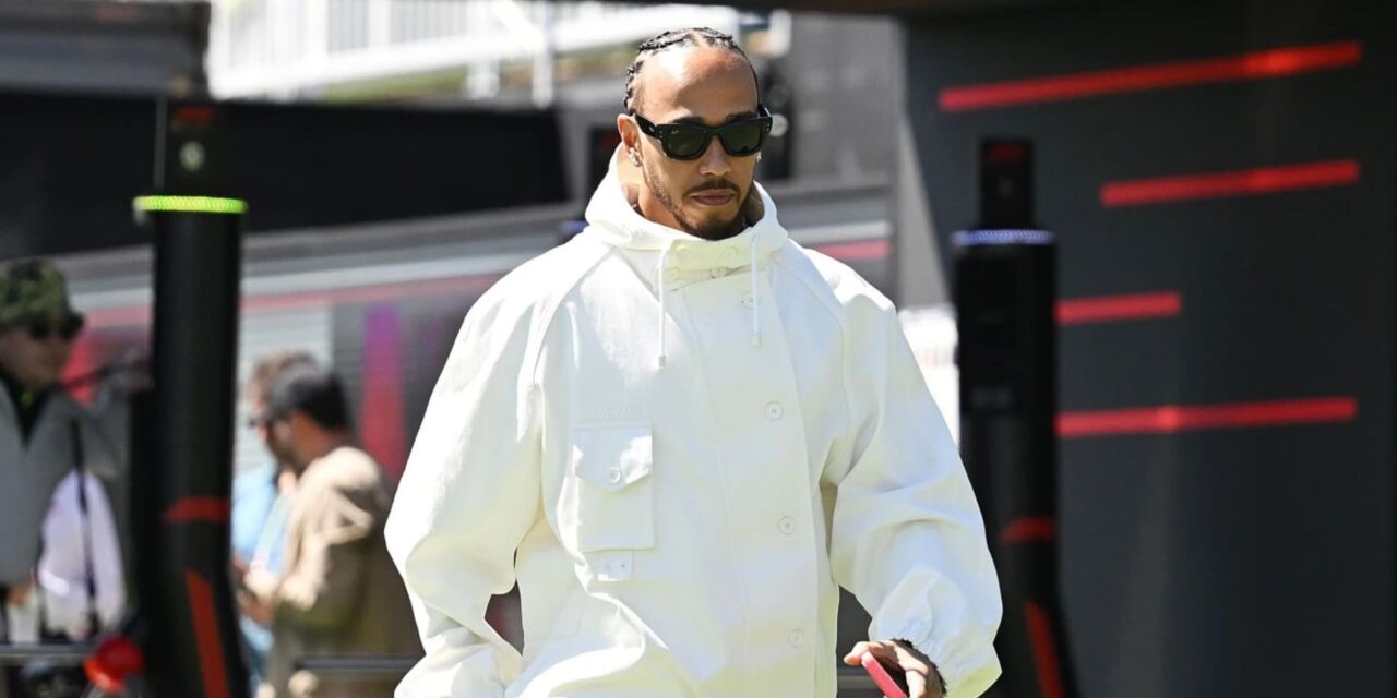 Lewis Hamilton afirma que seguirá en la F1 a pesar de que hay quienes intentan retirarlo.