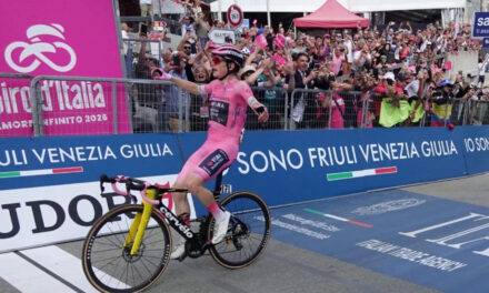 Jonas Vingegaard gana la dura 16ma etapa del Giro y amplía su ventaja a más de 4 minutos