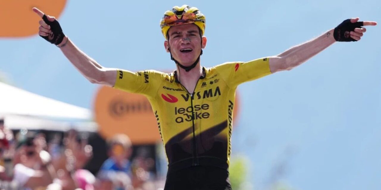 Kuss gana en solitario la brutal etapa reina del Giro y Vingegaard sigue de rosa