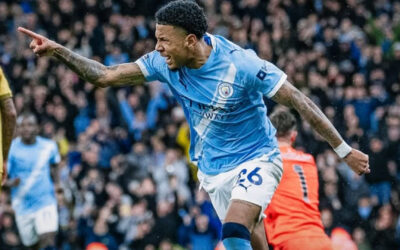 Manchester City mantiene el asedio a Arsenal con triunfo 3-0 ante Crystal Palace