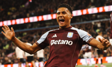 Watkins brilla y Aston Villa arrolla al Liverpool para asegurar plaza en la Liga de Campeones