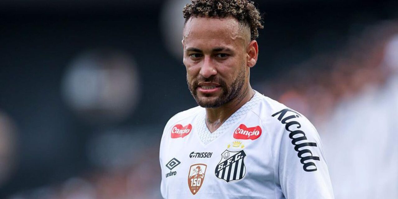 Neymar sufre una nueva lesión pero se presentará en condiciones con Brasil, dice médico