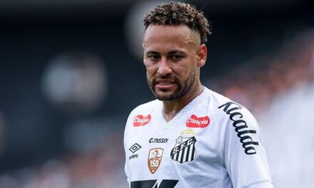 Neymar sufre una nueva lesión pero se presentará en condiciones con Brasil, dice médico