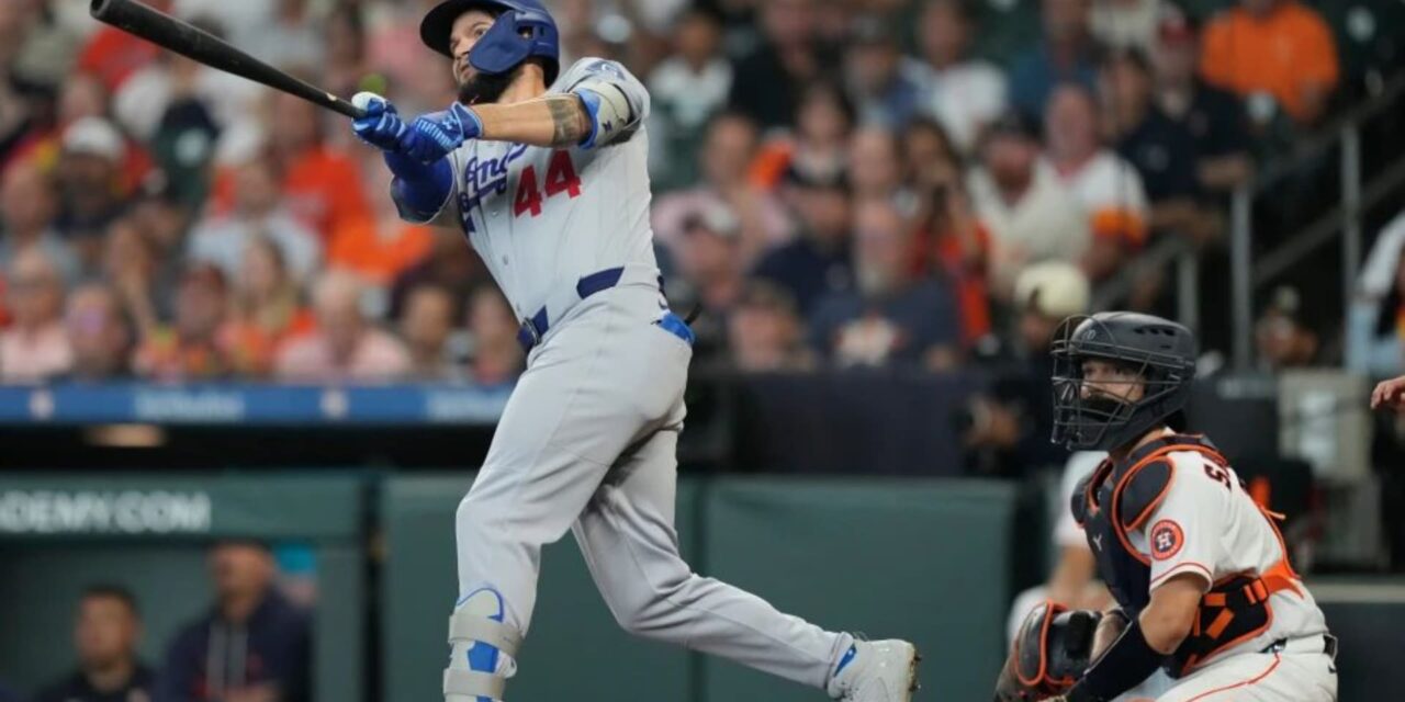 Andy Pagés dispara tres jonrones e impulsa seis carreras en paliza de Dodgers 12-2 sobre Astros