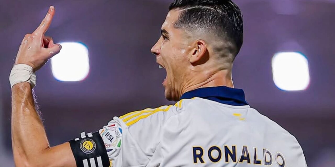 Cristiano Ronaldo marca su gol número 100 en la Saudi Pro League.