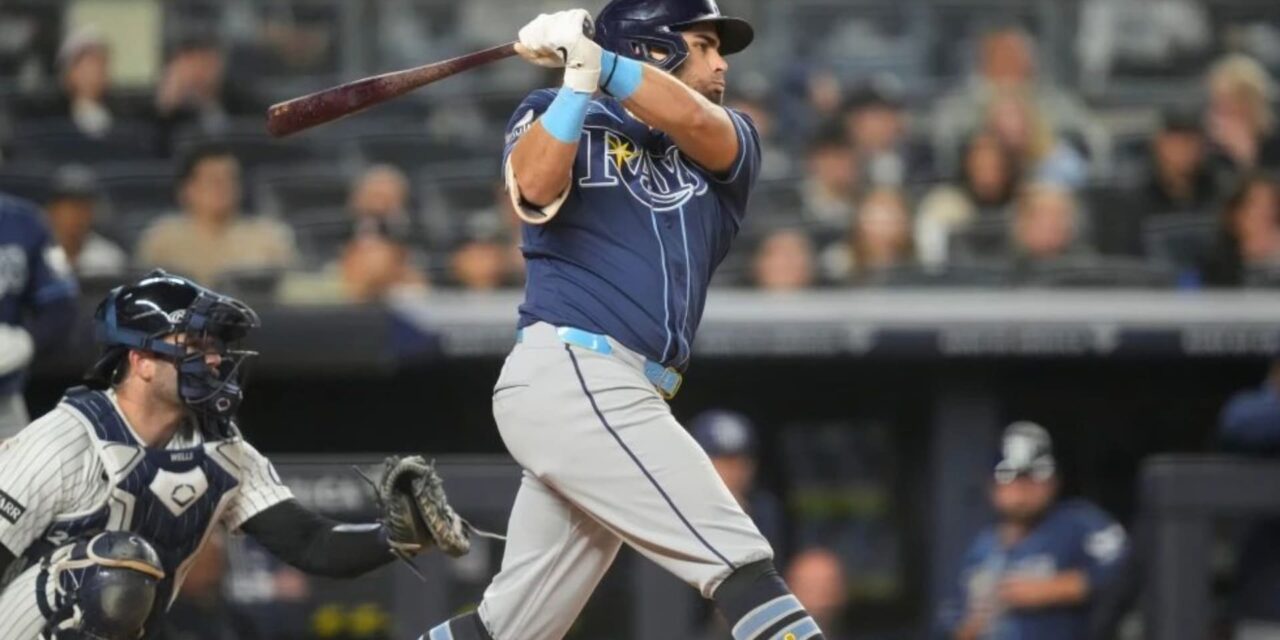 Un error en la octava arruina el regreso de Gerrit Cole y los Rays vencen 4-2 a los Yankees