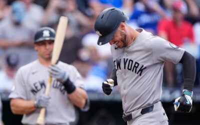 Los Yankees conectaron 6 jonrones en aplastante victoria de 15-1 sobre los Royals.