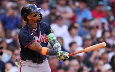 Acuña pega grand slam, Sale vence de nuevo a su exequipo y Bravos aplastan 10-2 a Medias Rojas