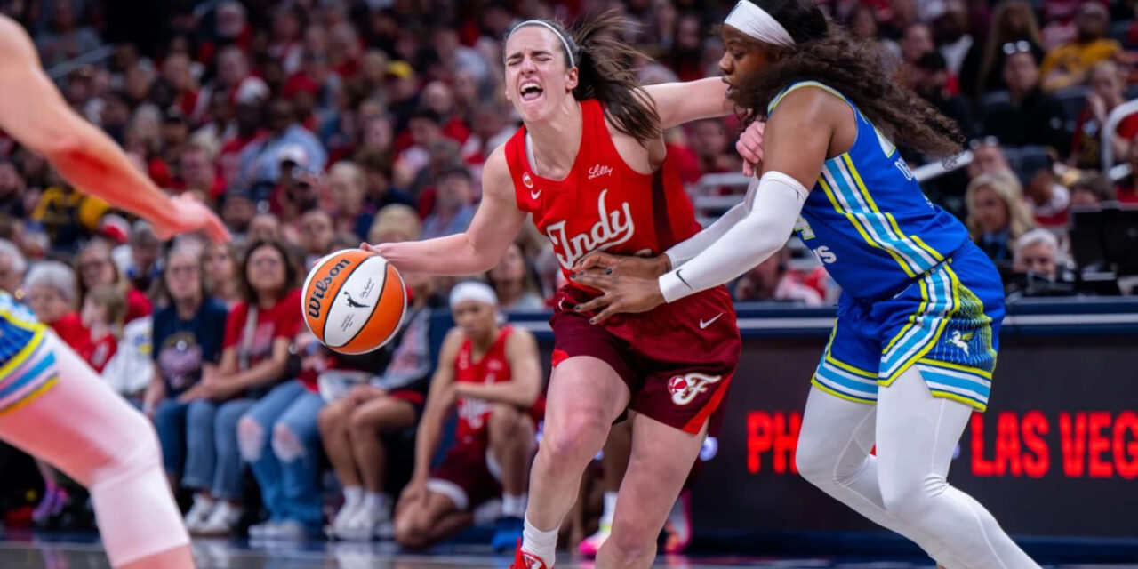 WNBA: Ogunbowale y Bueckers contienen al Fever de Clark, y las Wings ganan partido inaugural de la temporada