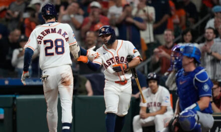 Ohtani permite jonrones a Walker y Shewmake y Astros vencen 2-1 a Dodgers