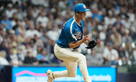 Jacob Misiorowski poncha a 11 mientras los Brewers blanquean a los Yankees 6-0.