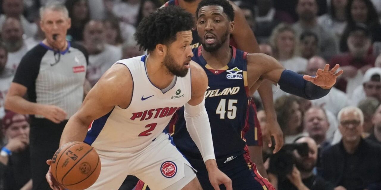 Mitchell suma 35 puntos y los Cavaliers vencen a los Pistons 116-109 en el tercer partido