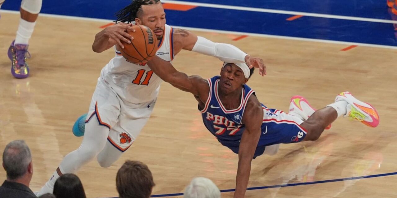 Los Knicks aplastan a los 76ers 137-98 al comenzar la segunda ronda