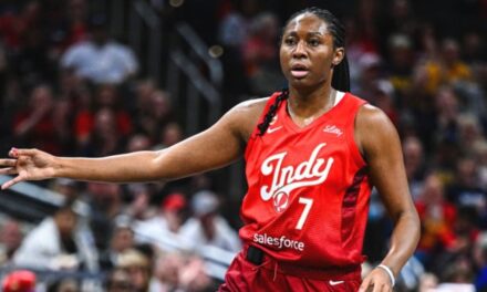 Aliyah Boston anotó 24 puntos y Fever venció al Fire 90-73 sin Caitlin Clark.