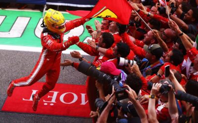 Hamilton celebra su primera victoria con Ferrari tras ganar el GP de Barcelona