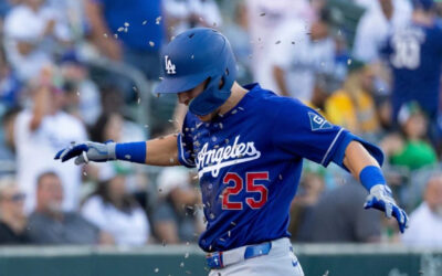 Edman pega jonrón y Roberts logra su victoria 1.000 en triunfo 9-3 de Dodgers ante A’s