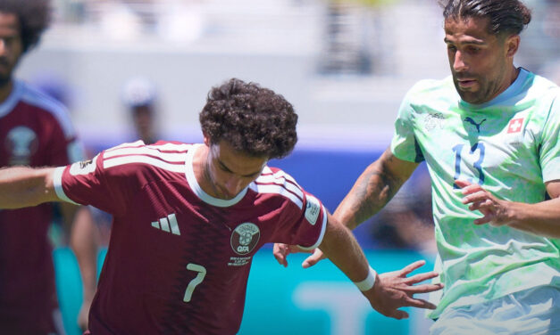 Qatar consigue primer punto en mundiales tras empatar con Suiza