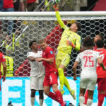 Suiza se impone a Canadá