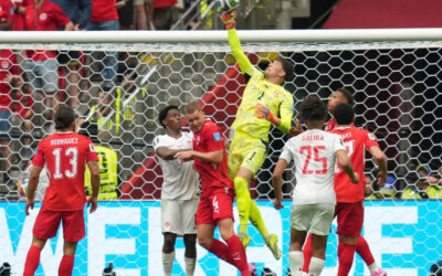 Suiza se impone a Canadá