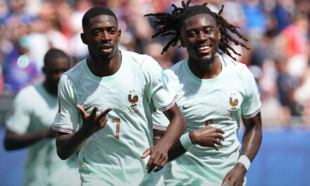 Francia vapulea 4-1 a Noruega para ganar su grupo