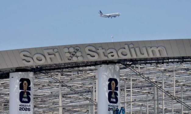 Trabajadores del estadio cerca de Los Ángeles logran acuerdo tentativo y evitan huelga