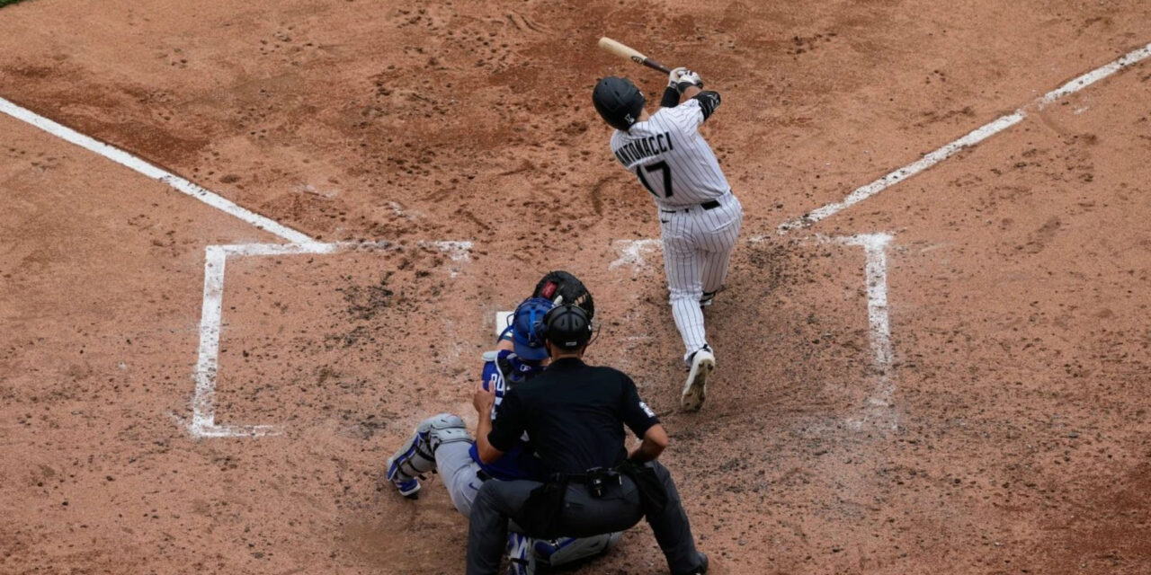 Montgomery, Antonacci y Meidroth conectaron jonrones en la sexta entrada, en la que anotaron 6 carreras, y los White Sox vencieron a los Dodgers 6-4.
