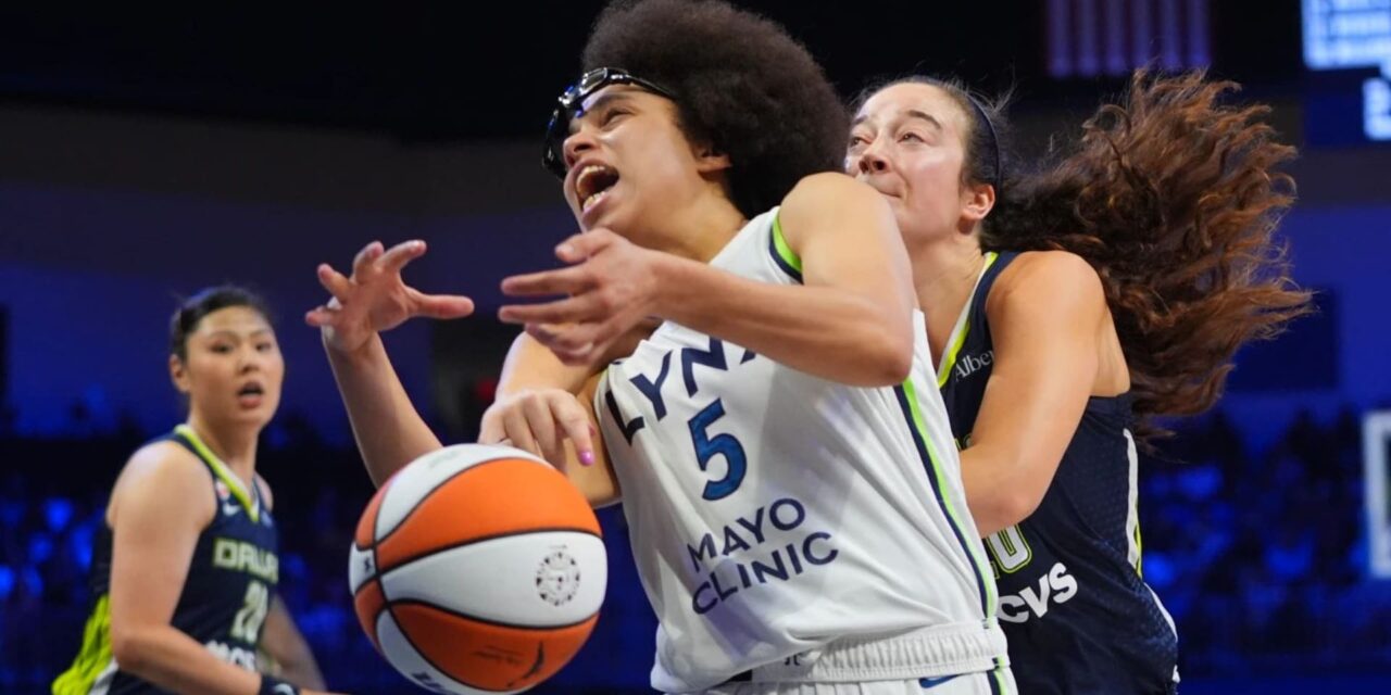 Howard y Miles anotaron 21 puntos y las Lynx vencieron a las Wings 85-77.