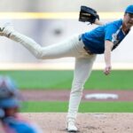 Misiorowski poncha a 15 en juego completo de 1 hit y Cerveceros vencen 6-0 a Filis