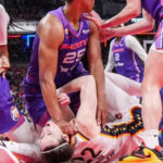 La WNBA suspende a Alyssa Thomas por un partido tras golpear a Caitlin Clark en la garganta.