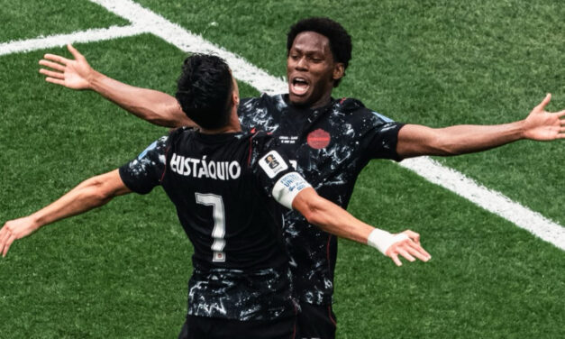 Canadá golea a Qatar