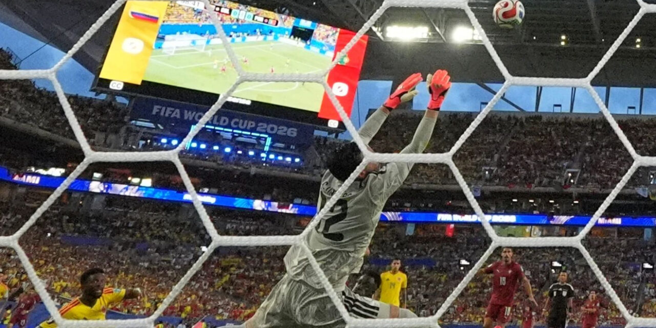 Colombia empata con Portugal y es líder de grupo